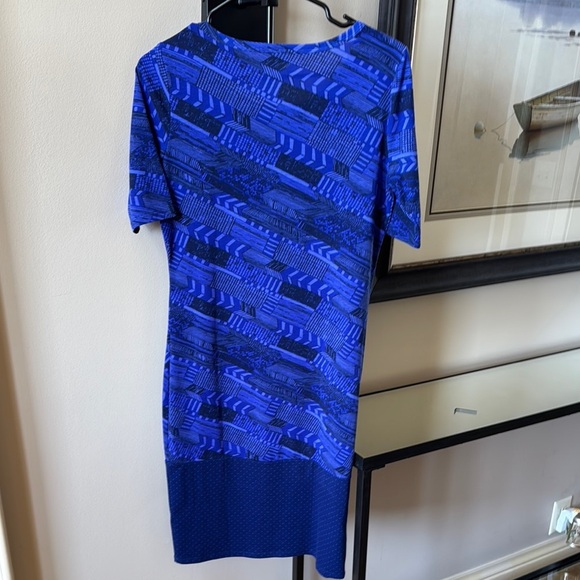 LuLaRoe Blue Sheath Mini Dress Scoop Neck Short Sleeve - Picture 5 of 5
